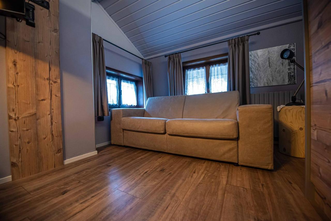 Colombo Myholidaylivigno *
